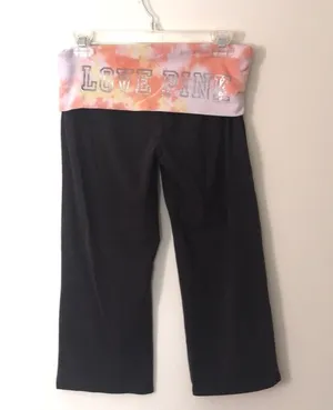 PINK Victoria’s Secret | Yoga Crop with Tye Dye thumbnail 1