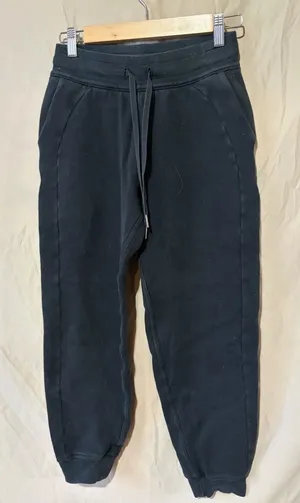 Lululemon Scuba Jogger thumbnail 1