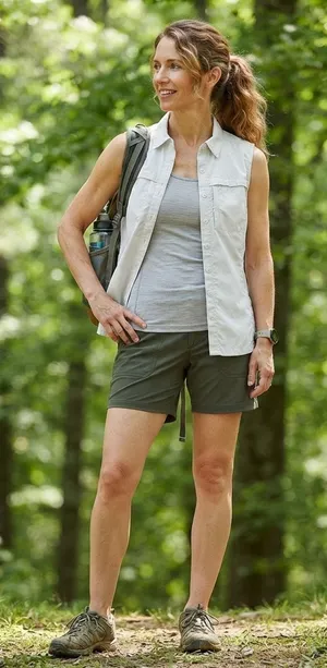 L.L.Bean Women's White Sleeveless Hiking Outdoor Shirt Top S Small Vented Excell thumbnail 1