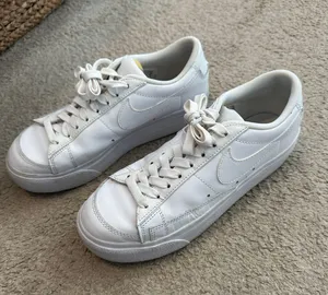 Nike Blazers thumbnail 1