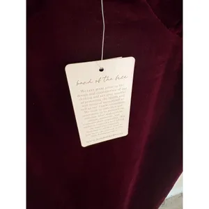 Band of the Free Women Burgundy Velvet Midi Dress V-Neck Pleated Bust Size L thumbnail 5