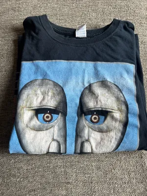 Vintage Gildan Black Brit Floyd Graphic Tee with Blue and Tan Artwork | Large thumbnail 7