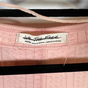 Free People We The Free Pink Pointelle V-Neck Long Sleeve Top OB1817655‎ Medium thumbnail 4