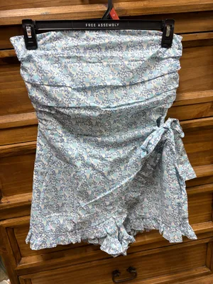 Olivaceous strapless romper NWT. Size large but runs super small. thumbnail 2