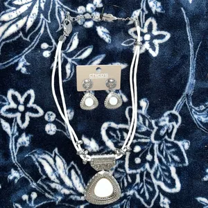 Chico's Necklace & Earrings Mother of Pearl Jewelry Set thumbnail 3