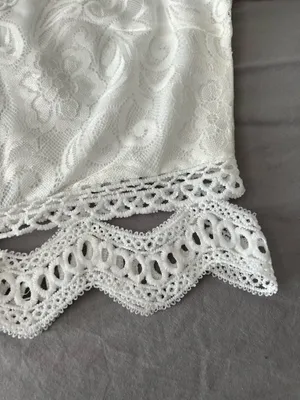 White Lace Detail Zip Back Crop Top thumbnail 5