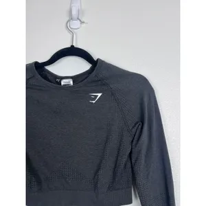 Gymshark Women's Cropped Long Sleeve Workout Shirt Dark Gray Sz‎ L thumbnail 2