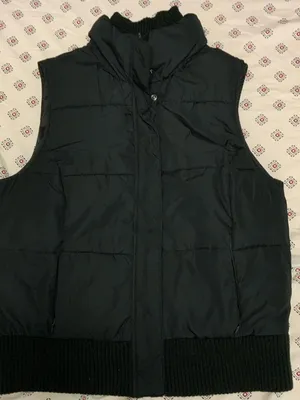 Merona Women’s Large Black Puffer Vest Jacket Quilted Collared Sleeveless Coat thumbnail 1