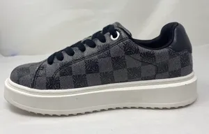 Steve Madden Black Checkered Sneaker size 9.5 TTS New with Box thumbnail 1