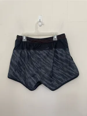 Champion C9 Athletic Shorts Women’s Size M Black Lined Running Back Pocket thumbnail 3