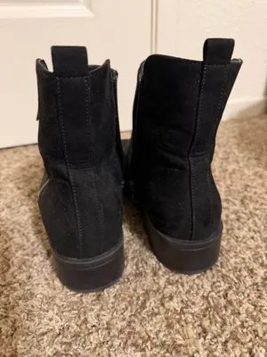 Black booties Size 8.5 thumbnail 5