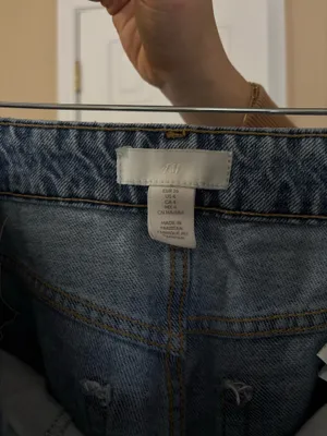 H&M Button Fly High-Waisted Jeans Light Wash thumbnail 2