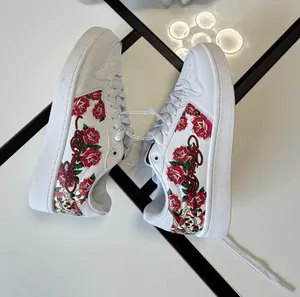 🔥 Ed Hardy Skull & Roses Court Sneakers (Size 7.5) thumbnail 2