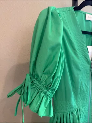 Entro Women's Eyelet Detail Midi Dress in Green Size S thumbnail 4
