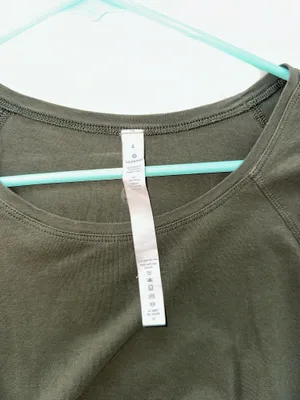 Lululemon Long Sleeve Top thumbnail 2