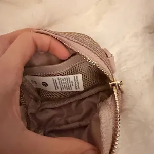 Lululemon Athletica Pink Glitter thumbnail 4