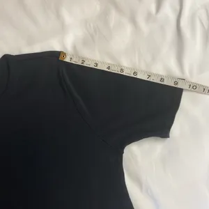 J-Crew,Women’s,Black,Short Sleeve T-Shirt.Size-Large. thumbnail 8