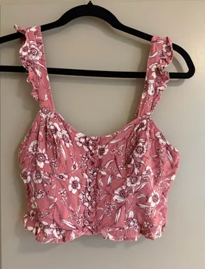American eagle floral crop top  thumbnail 1