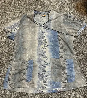 Scrub top Multi Size M thumbnail 1