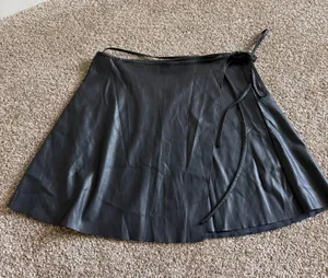 Bershka Skirt Mini Faux Black Leather thumbnail 1