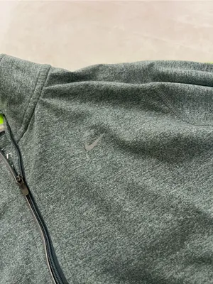 Nike Gray Half Zip Running Top Size Medium thumbnail 3