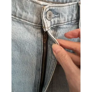 Abercrombie & Fitch 90’s Straight‎ Jeans Size 32/14 Ultra HR Vent Hem Light Wash thumbnail 10