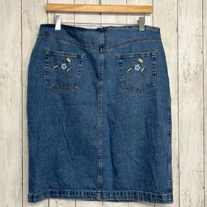 Bugle Boy Floral Embroidered Blue Denim Pockets Cottage Summer Vintage Skirt 16 thumbnail 2