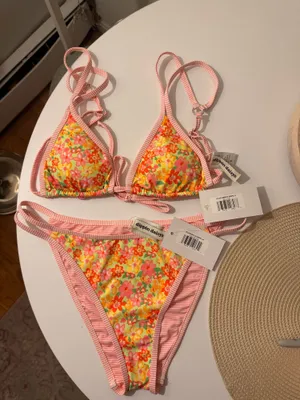 NWT Dippin' Daisy's Bikini thumbnail 5