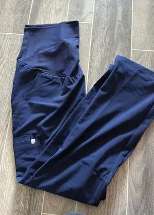 FIGS Scrub Pants thumbnail 1