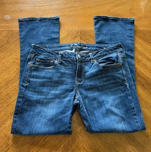 American Eagle Y2K Low Rise Skinny Kickboot jeans thumbnail 1