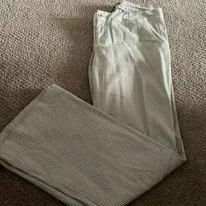 Club Monaco Women’s Beige & Black Striped Wide Leg Pants thumbnail 1