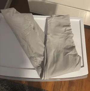 Lululemon Leggings Align 28" thumbnail 1