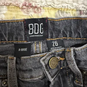 BDG Charcoal black Wide-Leg Jeans thumbnail 3