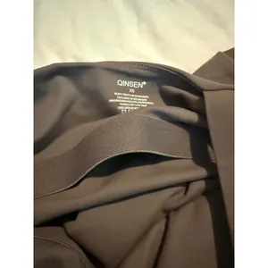 QINSEN Brown Square Neck Workout Tank Top Built-in Bra Athletic Cami XS thumbnail 7