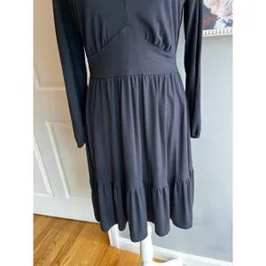 Loft Women's Black Dress Cotton Blend Long Sleeve Size 6 Minimalist Chic thumbnail 3