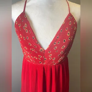 Free People x Fame Women's Kayla Maxi Gown Red Pleated Sunflowers Size 6‎ thumbnail 3
