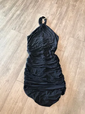 Club L London Black Backless Halter Bodycon Midi Dress thumbnail 3
