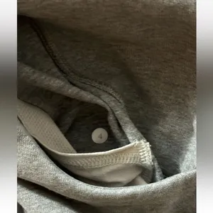 Lululemon Women’s Asymmetrical‎ Scuba Full Zip Jacket Gray Size 4 thumbnail 6