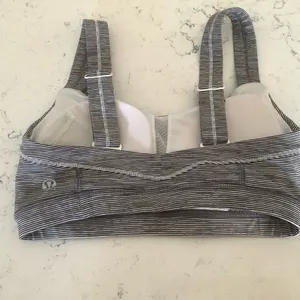 Lululemon grey and white stripped wide straps yoga sport bra size 4 ta ta tamer thumbnail 6