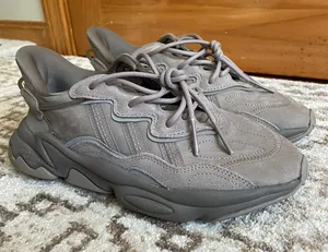 Adidas Sneakers thumbnail 2