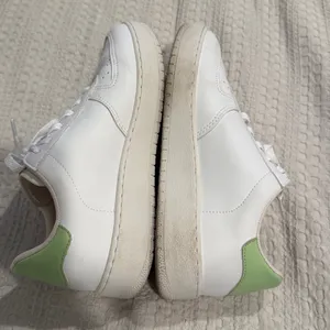 Victoria Berlin Retro Sneakers White/Purple Size 38 (US 7.5) thumbnail 4