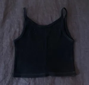 Brandy Melville tank top thumbnail 2