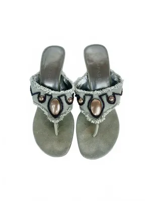 Y2K Rampage Breezy Thong Kitten Heel Sandals Embellished Vintage Women's Size 7 thumbnail 3