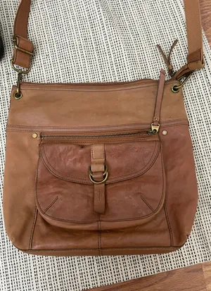 Fossil Crossbody Leather Purse thumbnail 1