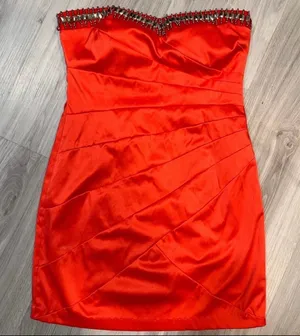 B. DARLIN Elegant Red Strapless‎ Dress thumbnail 1