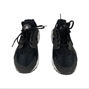 Nike Air Huarache Womens Black Sneakers Sz 8.5 thumbnail 2