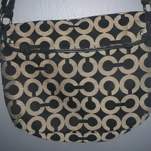 Vintage coach double c logo black shoulder bag thumbnail 7