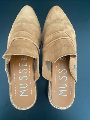 Musse &Cloud Pointed Toe Heeled Suede Mules Tan Size 7 thumbnail 4