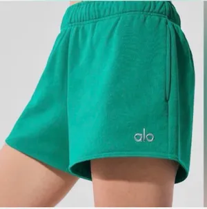 Alo Yoga Green Shorts Very Rare Color  thumbnail 1