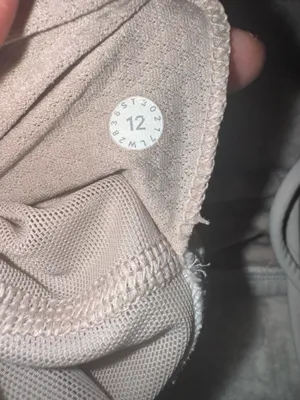 Lululemon bra thumbnail 4